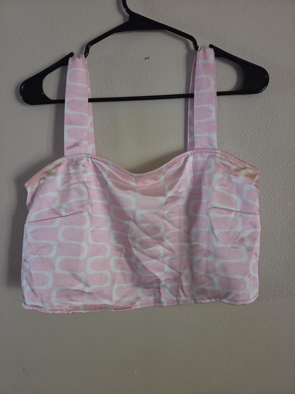 La Hearts Pink and White Patterned Crop Tank